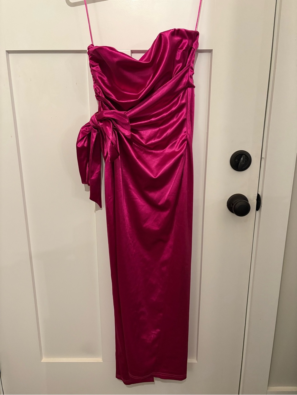 MARBLE Strapless Satin Fuchsia Midi Dress with Side Bow